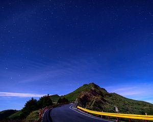 Preview wallpaper mountain, road, turn, starry sky, taiwan