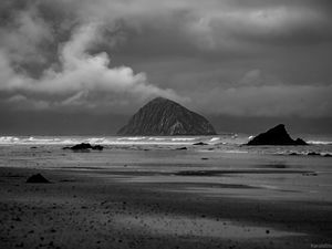 Preview wallpaper mountain, rock, coast, sea, black and white