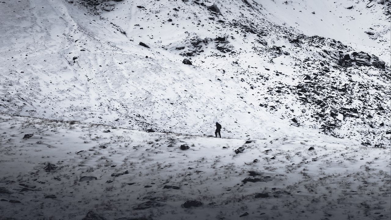 Wallpaper mountain, silhouette, alone, snow, slope