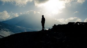 Preview wallpaper mountain, silhouette, loneliness, mount elbrus, russia