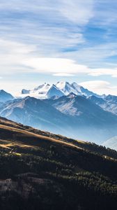 Preview wallpaper mountain, slope, fog, landscape