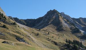 Preview wallpaper mountain, slope, landscape, valley, trees