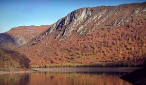 Preview wallpaper mountain, slope, reflection, lake, landscape