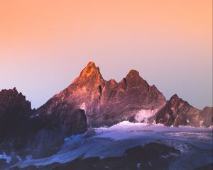 Preview wallpaper mountain, snow, dusk, evening, landscape