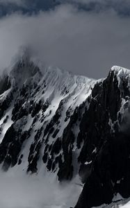 Preview wallpaper mountain, snow, fog, peak, antarctica