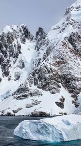 Preview wallpaper mountain, snow, ice, winter