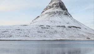 Preview wallpaper mountain, snow, lake, reflection, landscape