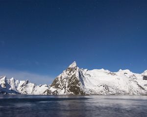 Preview wallpaper mountain, snow, lakes, landscape