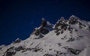 Preview wallpaper mountain, snow, night, winter