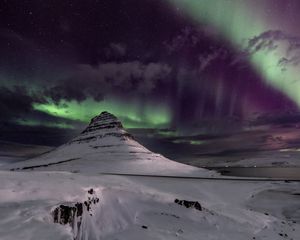 Preview wallpaper mountain, snow, northern lights, winter, night