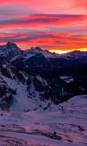 Preview wallpaper mountain, snow, peaks, sunset, tre cime di lavaredo, mountain range