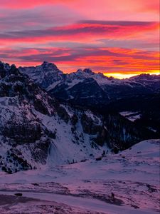 Preview wallpaper mountain, snow, peaks, sunset, tre cime di lavaredo, mountain range