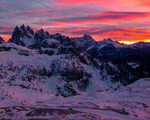 Preview wallpaper mountain, snow, peaks, sunset, tre cime di lavaredo, mountain range