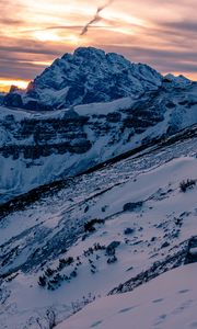 Preview wallpaper mountain, snow, peaks, tre cime di lavaredo, mountain range