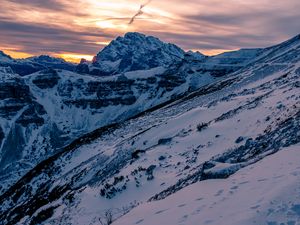 Preview wallpaper mountain, snow, peaks, tre cime di lavaredo, mountain range