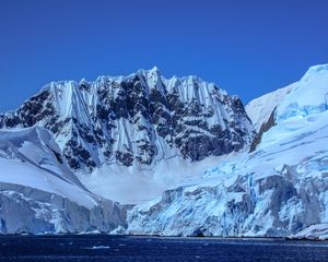 Preview wallpaper mountain, snow, snowy, antarctica