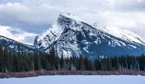 Preview wallpaper mountain, snow, winter, landscape, nature