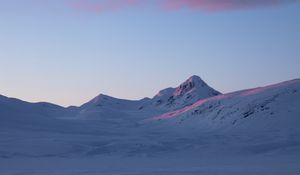 Preview wallpaper mountain, snow, winter, landscape, sunrise