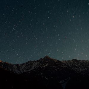 Preview wallpaper mountain, starry sky, night, glitter, uplands