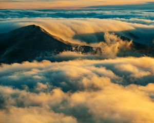 Preview wallpaper mountain, summit, clouds, haleakala, united states