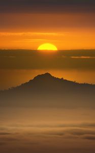 Preview wallpaper mountain, sun, clouds, dark, evening