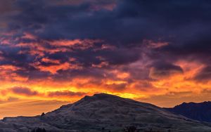 Preview wallpaper mountain, sunset, clouds, queenstown, new zealand