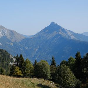 Preview wallpaper mountain, trees, hill, landscape