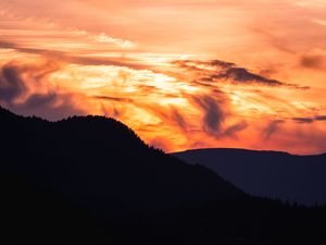 Preview wallpaper mountain, trees, sunset, outlines, clouds