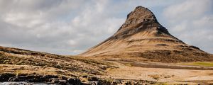 Preview wallpaper mountain, valley, landscape, iceland, nature