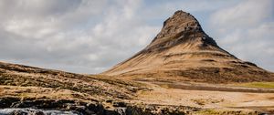 Preview wallpaper mountain, valley, landscape, iceland, nature