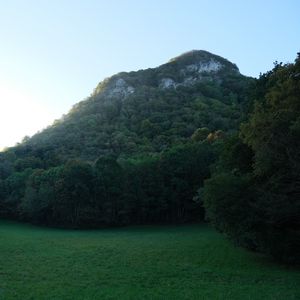 Preview wallpaper mountain, valley, meadow, grass, landscape, nature