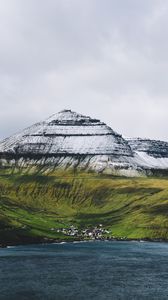 Preview wallpaper mountain, valley, shore, slope, buildings