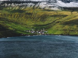 Preview wallpaper mountain, valley, shore, slope, buildings