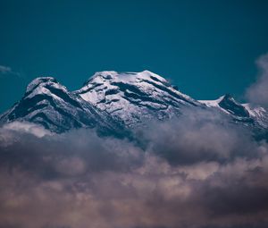 Preview wallpaper mountain, volcano, peak, clouds, snow