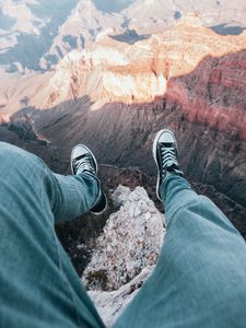 Preview wallpaper mountains, canyon, legs, overview, height