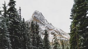 Preview wallpaper mountains, car, road, snow, snowy