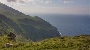 Preview wallpaper mountains, cliff, sea, landscape