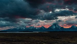 Preview wallpaper mountains, clouds, cloudy, sky