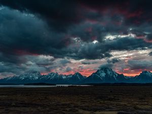 Preview wallpaper mountains, clouds, cloudy, sky