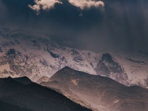 Preview wallpaper mountains, clouds, dusk, landscape