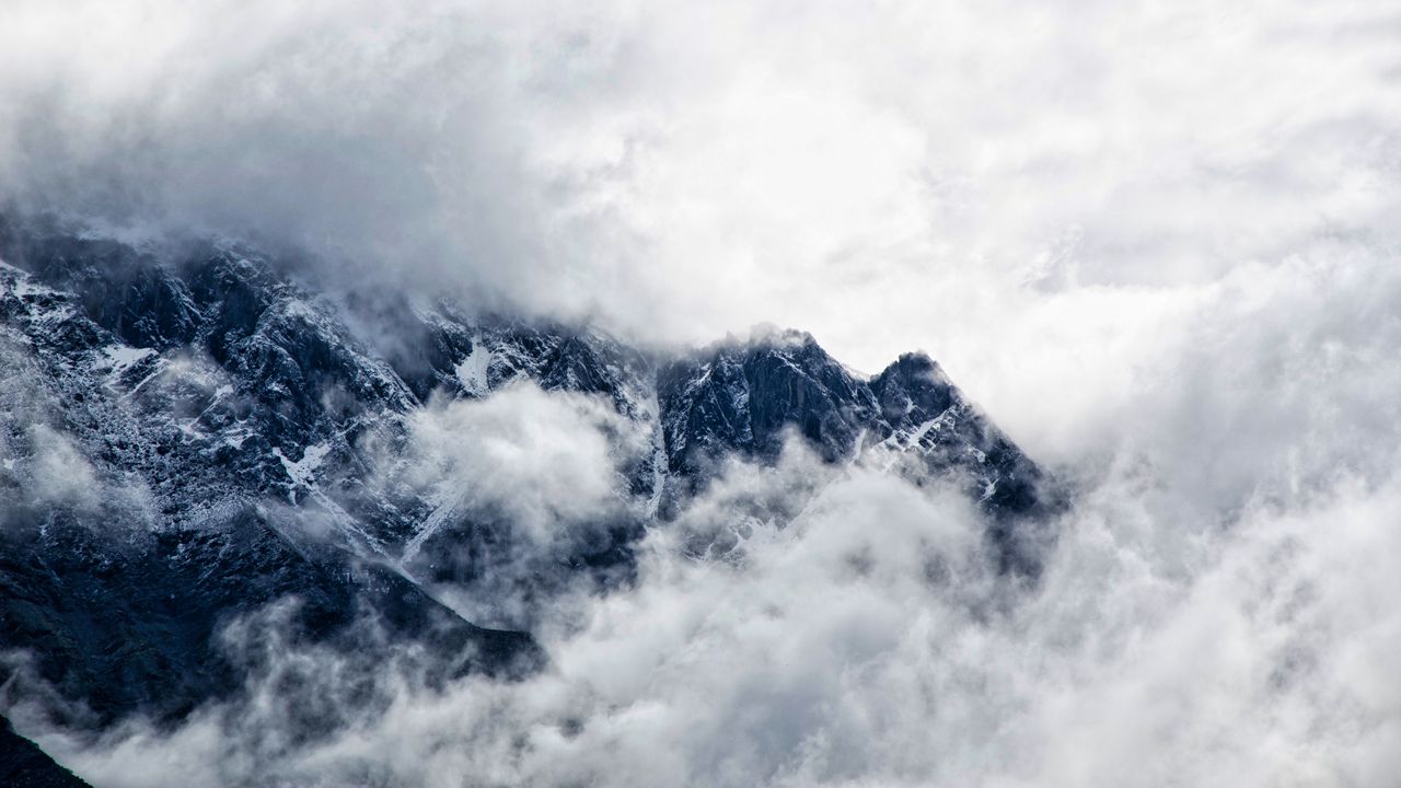 Wallpaper mountains, clouds, fog