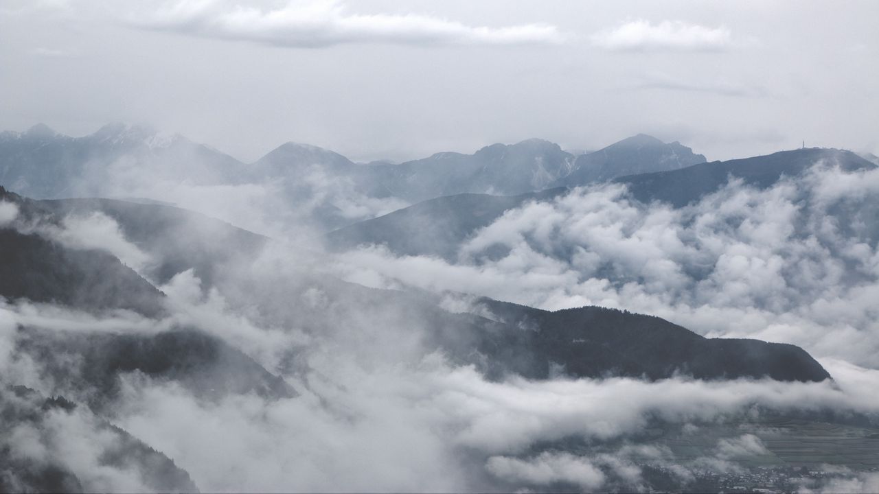 Wallpaper mountains, clouds, fog