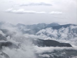 Preview wallpaper mountains, clouds, fog