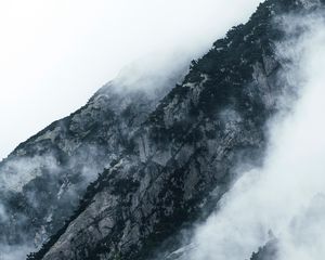 Preview wallpaper mountains, clouds, fog, slopes, vegetation