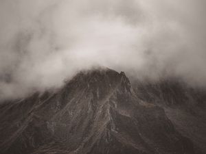 Preview wallpaper mountains, clouds, fog, peak, nature