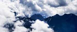 Preview wallpaper mountains, clouds, high, sky