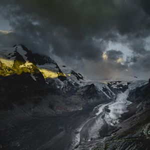 Preview wallpaper mountains, clouds, high-mountain road, grossglockner, austria