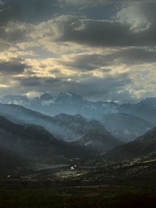 Preview wallpaper mountains, clouds, light, rays, twilight, landscape