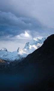 Preview wallpaper mountains, clouds, peaks, spain