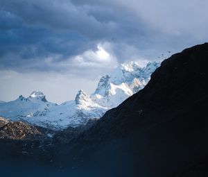 Preview wallpaper mountains, clouds, peaks, spain